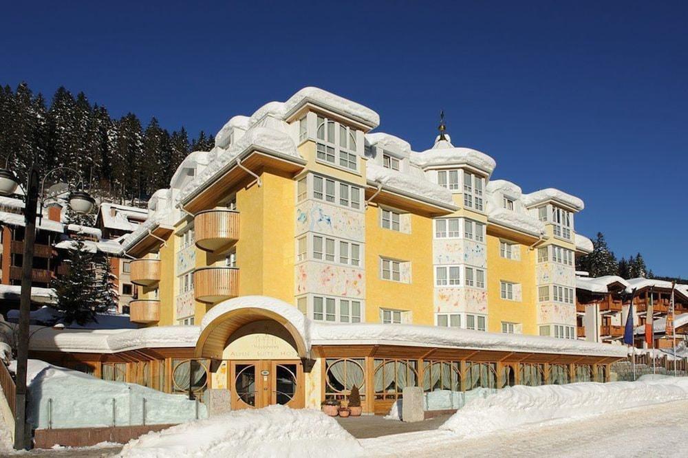 Alpen Suite Hotel Мадона ди Кампильо Екстериор снимка
