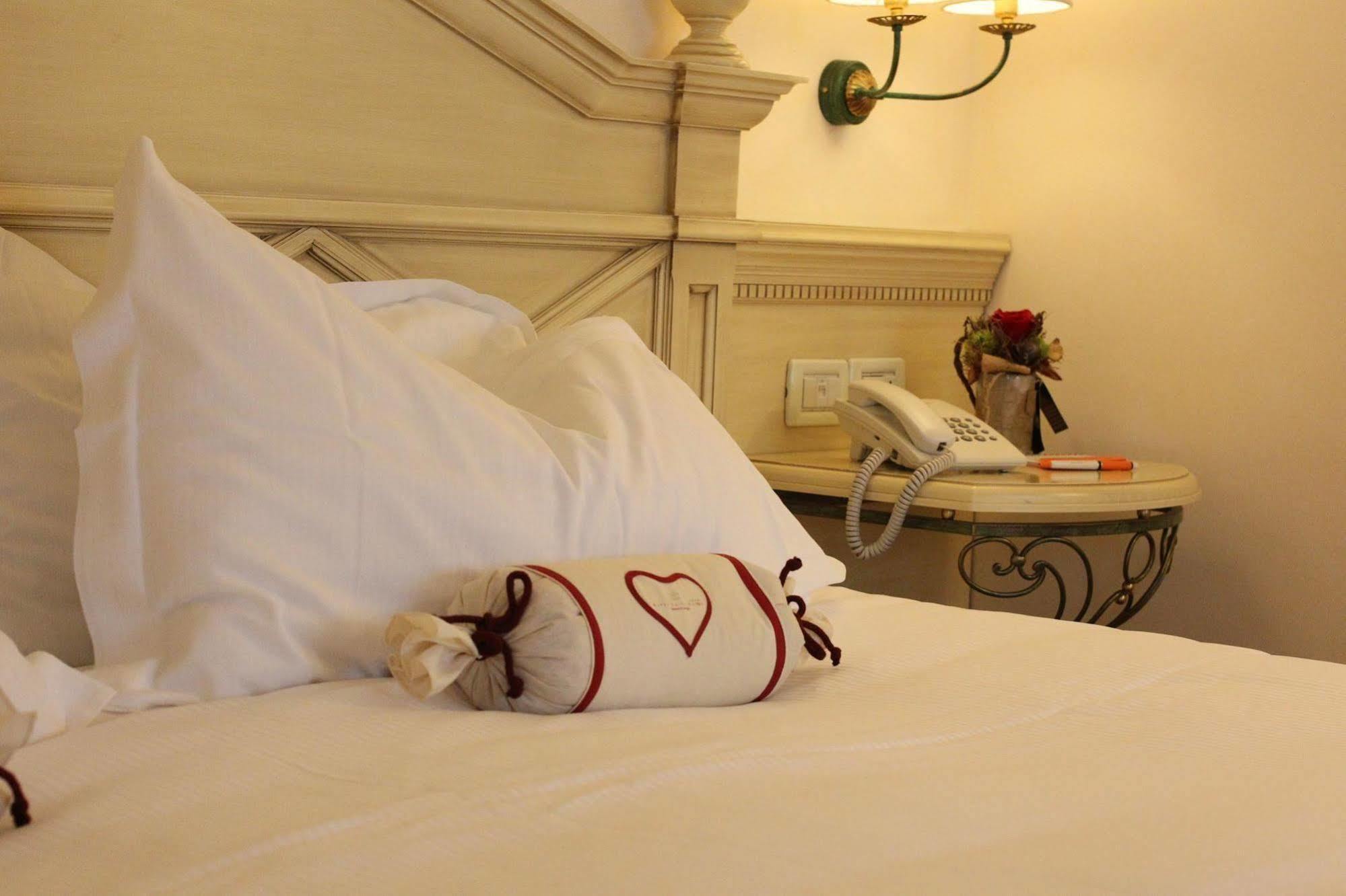 Alpen Suite Hotel Мадона ди Кампильо Екстериор снимка