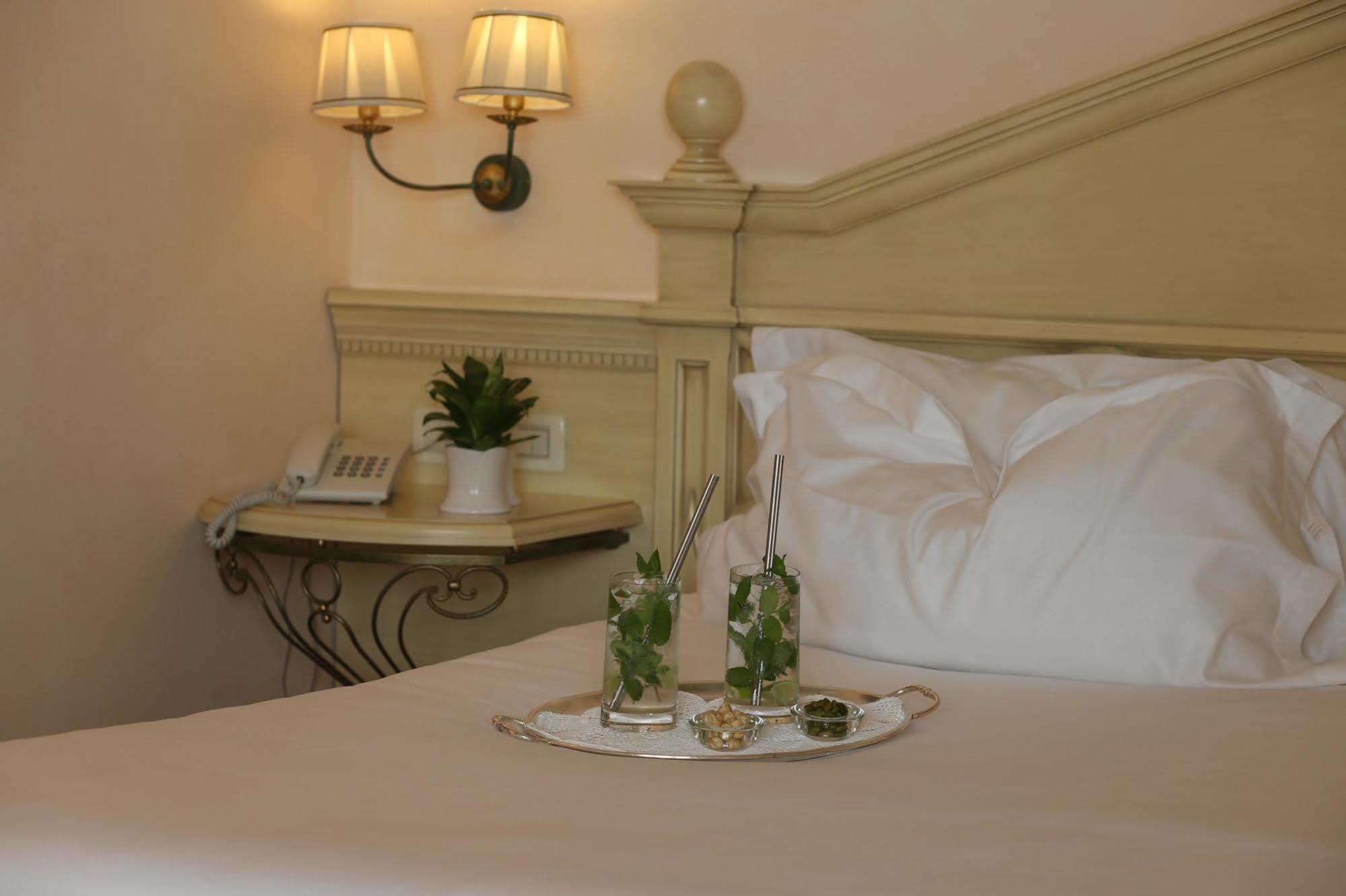 Alpen Suite Hotel Мадона ди Кампильо Екстериор снимка
