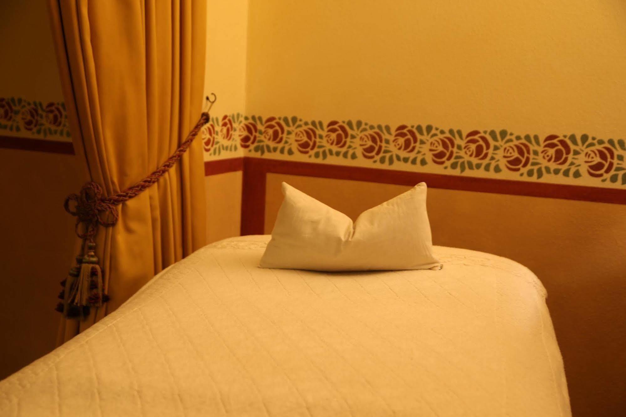 Alpen Suite Hotel Мадона ди Кампильо Екстериор снимка